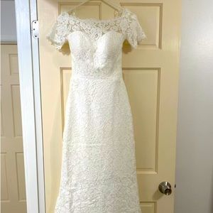 Beautiful Wedding Gown Size 0